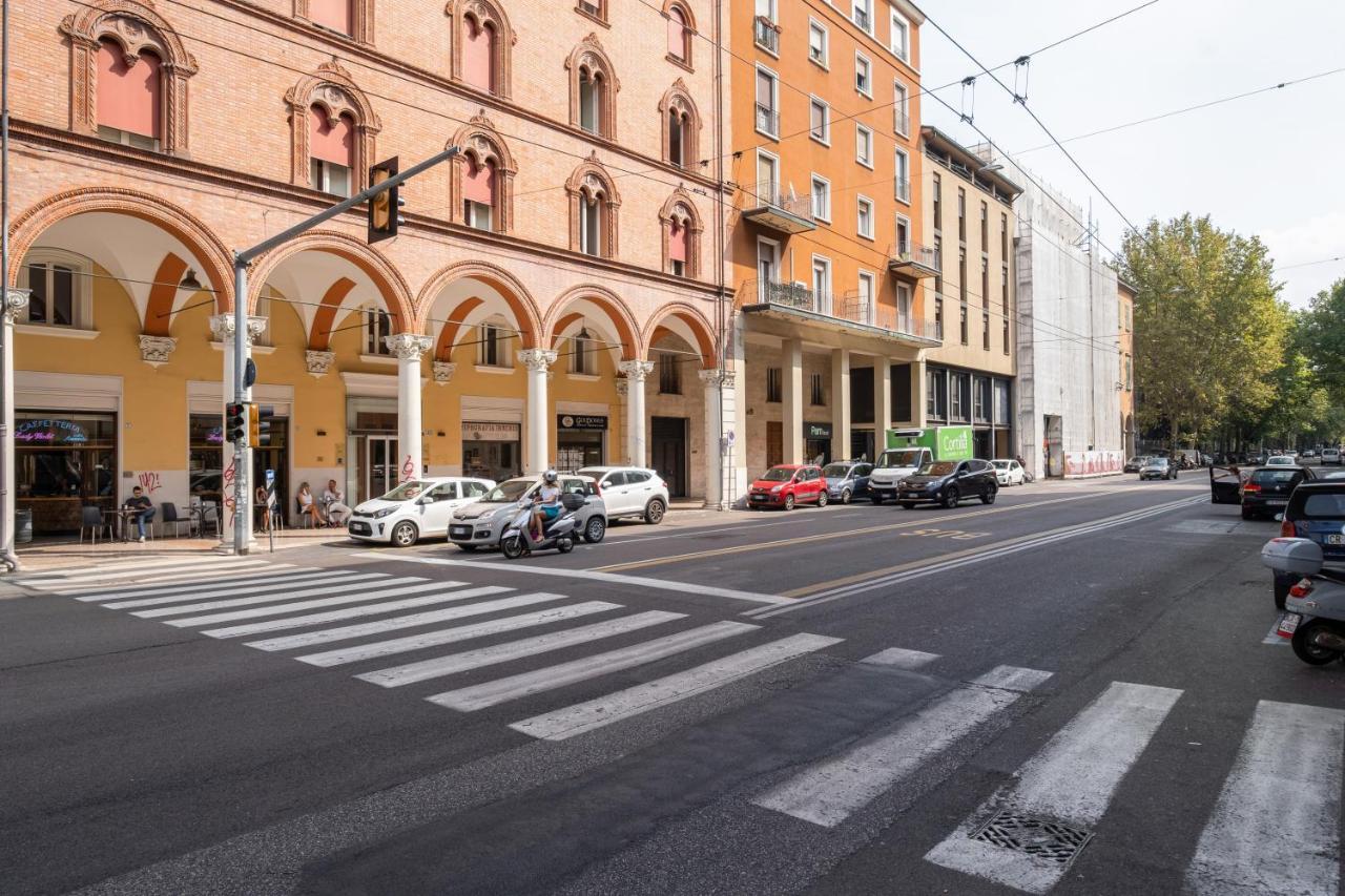 A Due Passi Dalla Pinacoteca Apartment بولونيا المظهر الخارجي الصورة