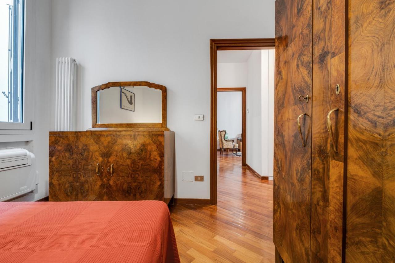A Due Passi Dalla Pinacoteca Apartment بولونيا المظهر الخارجي الصورة